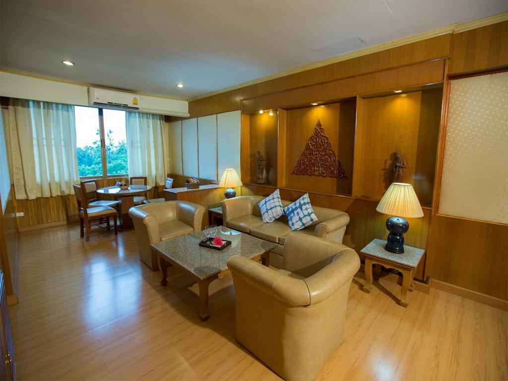 Phrae Nakara Hotel Luaran gambar