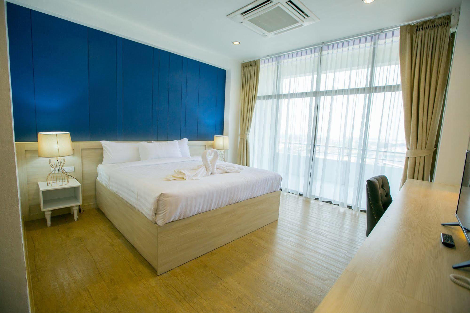 Phrae Nakara Hotel Luaran gambar