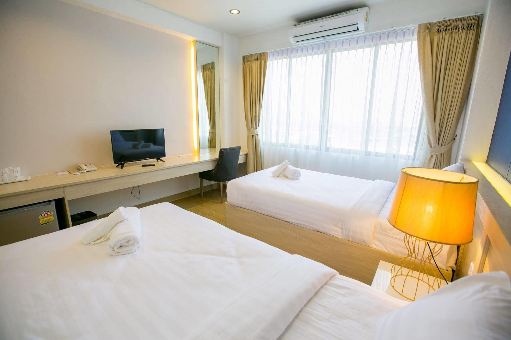 Phrae Nakara Hotel Luaran gambar